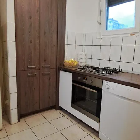 Stan Na Dan Elf Apartment *